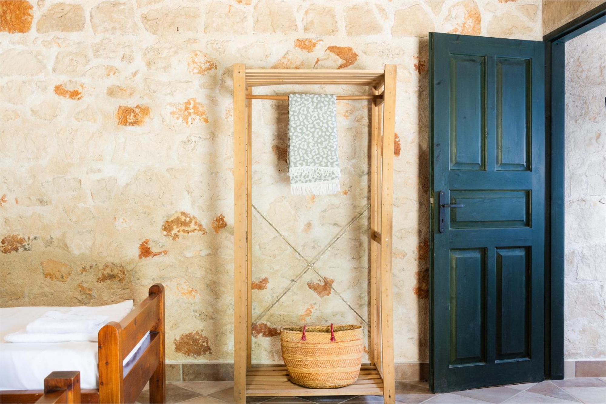 Orama Stone Apartments - Authentic Hospitality In A Historical Location, By Zantewize 客房 照片