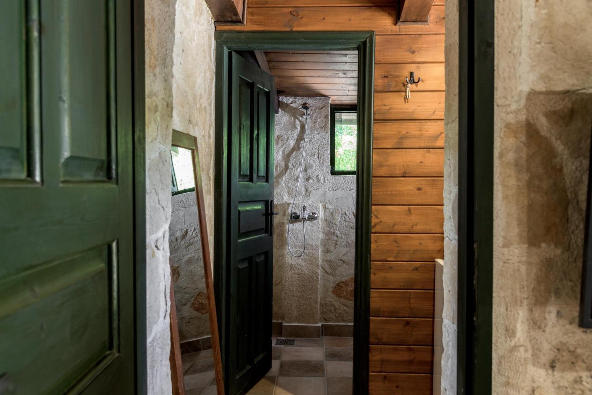Orama Stone Apartments - Authentic Hospitality In A Historical Location, By Zantewize 客房 照片