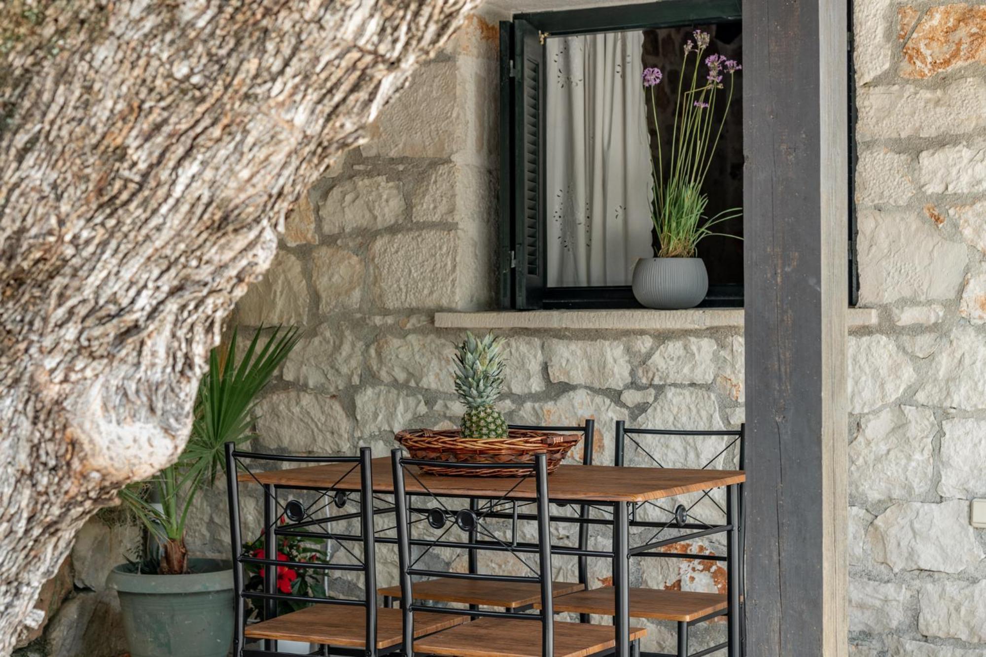 Orama Stone Apartments - Authentic Hospitality In A Historical Location, By Zantewize 外观 照片